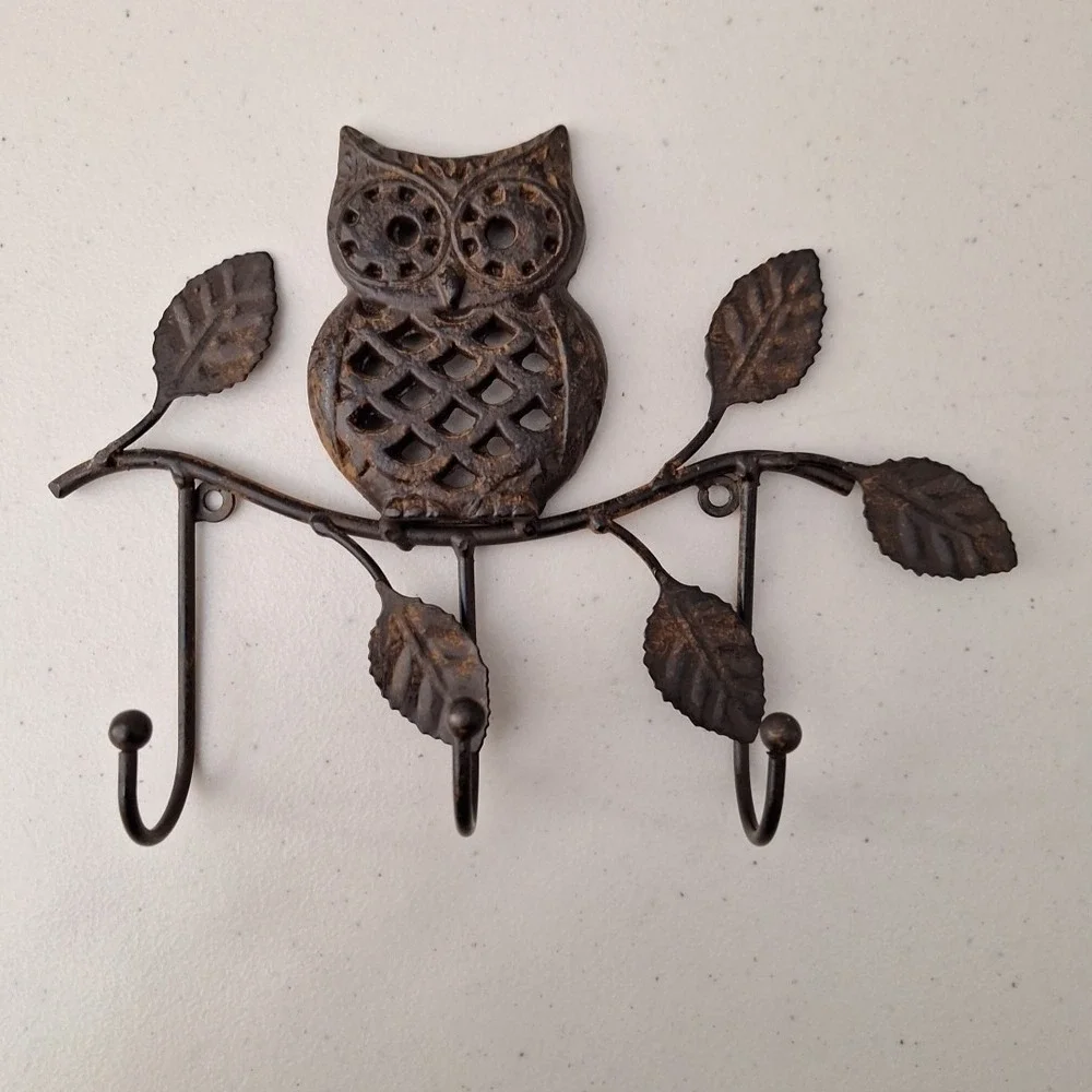 Vintage Cast Iron Bronze Finish Hollow Eye Owl Wall Mount 3 Hook Hanger 10